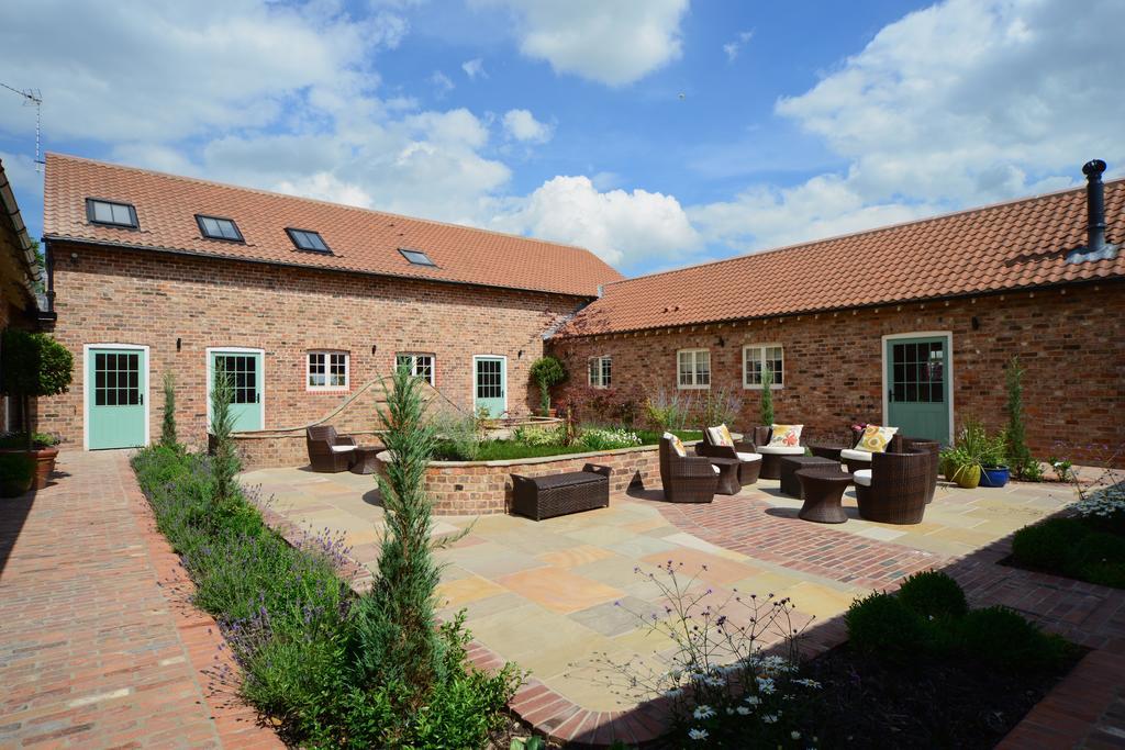 יורק Holtby Grange Cottages מראה חיצוני תמונה